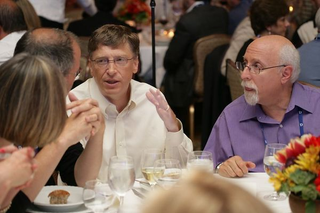 Illustration for article titled When Two Worlds Collide: Jobs and Gates Hang Out Together
